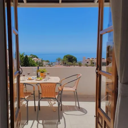 Lovely 2 Bedroom In Capuchinos, San Juan De Capistrano, Apartman Nerja
